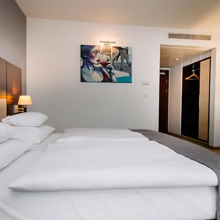 Ruben Hotel Zielona Gora-2